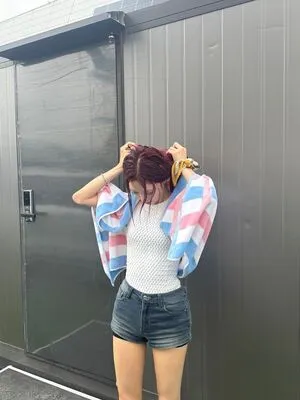 Itzy All In Us OnlyFans Leaked Free Thumbnail Picture - #XmxgsOsGft