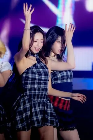 Itzy All In Us OnlyFans Leaked Free Thumbnail Picture - #Z9QAlvttWc