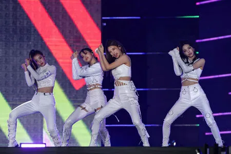 Itzy All In Us OnlyFans Leaked Free Thumbnail Picture - #ZchpySD3Ri