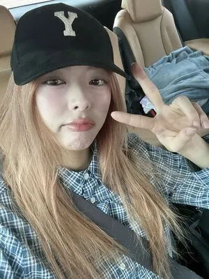 Itzy All In Us OnlyFans Leaked Free Thumbnail Picture - #am7LHulgLk