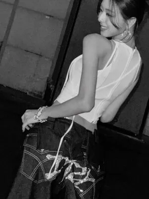 Itzy All In Us OnlyFans Leaked Free Thumbnail Picture - #bVodHyz4X5