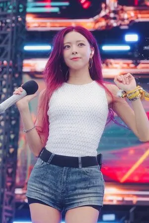 Itzy All In Us OnlyFans Leaked Free Thumbnail Picture - #bh3osZAehY