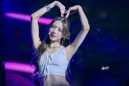 Itzy All In Us OnlyFans Leaked Free Thumbnail Picture - #byxek3cIGN