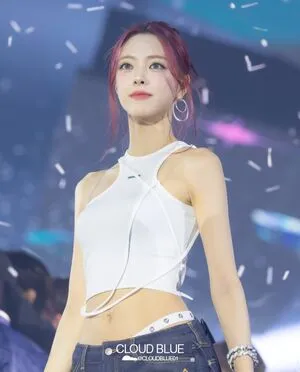 Itzy All In Us OnlyFans Leaked Free Thumbnail Picture - #dtOrOBQfx8