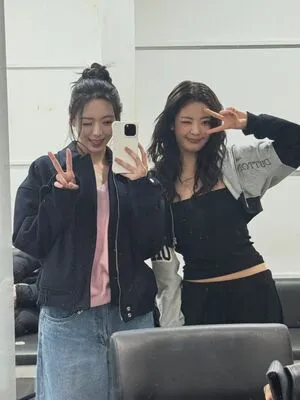 Itzy All In Us OnlyFans Leaked Free Thumbnail Picture - #jZ5ktqjV6R