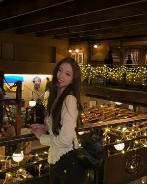 Itzy All In Us OnlyFans Leaked Free Thumbnail Picture - #mprDBggKPA