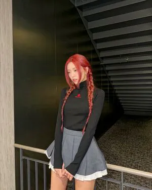 Itzy All In Us OnlyFans Leaked Free Thumbnail Picture - #mtlE8gJ504