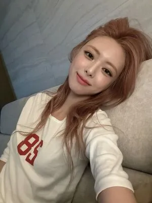 Itzy All In Us OnlyFans Leaked Free Thumbnail Picture - #oV7qahLRJN