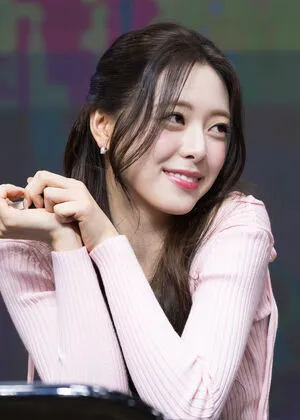 Itzy All In Us OnlyFans Leaked Free Thumbnail Picture - #rAFYTe96P7