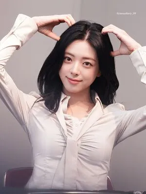 Itzy All In Us OnlyFans Leaked Free Thumbnail Picture - #sBFU2XtJ5s