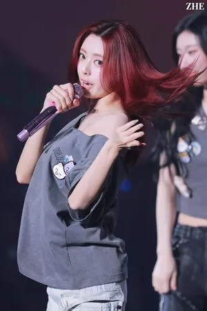 Itzy All In Us OnlyFans Leaked Free Thumbnail Picture - #tkHsdseNax