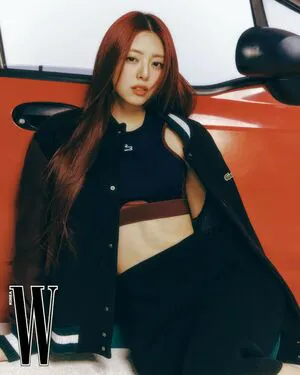 Itzy All In Us OnlyFans Leaked Free Thumbnail Picture - #usZHnUj2A2
