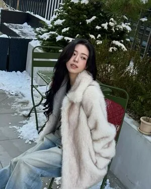 Itzy All In Us OnlyFans Leaked Free Thumbnail Picture - #v5G383RmyA