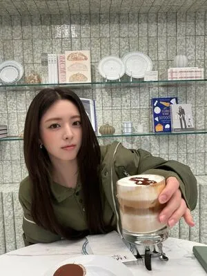 Itzy All In Us OnlyFans Leaked Free Thumbnail Picture - #wu5EKm6ZKl