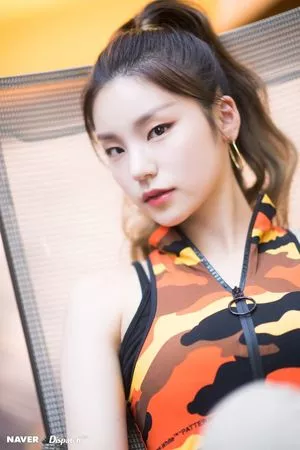 ITZY OnlyFans Leaked Free Thumbnail Picture - #9px1qtbz0n