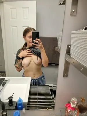 Iuli Plays OnlyFans Leaked Free Thumbnail Picture - #F3nRAFBeVw