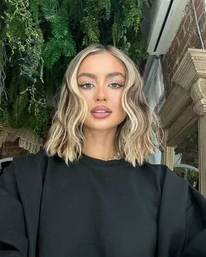 Iuliana Beregoi OnlyFans Leaked Free Thumbnail Picture - #NNdl9WdSMd