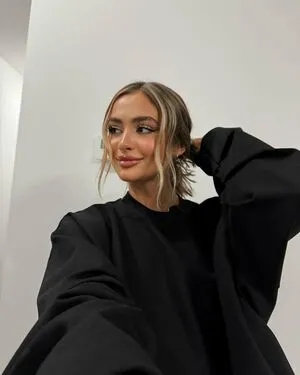Iuliana Beregoi OnlyFans Leaked Free Thumbnail Picture - #O1sE72JZbQ