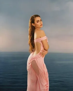 Ivana Alawi OnlyFans Leaked Free Thumbnail Picture - #eBusToFvMY