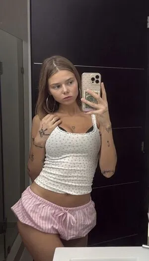 Ivasimmetria OnlyFans Leaked Free Thumbnail Picture - #mr0AXB5UOw