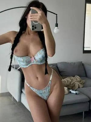 Ivoryeva OnlyFans Leaked Free Thumbnail Picture - #LYAy1nDzER