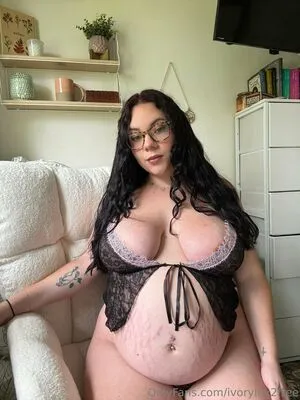 Ivorylux2free OnlyFans Leaked Free Thumbnail Picture - #JuAd3xJapA