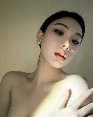 Ivy Ai Lin20 OnlyFans Leaked Free Thumbnail Picture - #VUxG3VxOD1
