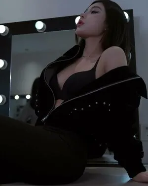 Ivy Ai Lin20 OnlyFans Leaked Free Thumbnail Picture - #W6fo7hwOSP
