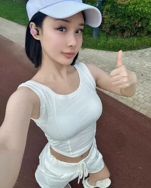 Ivy Ai Lin20 OnlyFans Leaked Free Thumbnail Picture - #W8siRAHZCx