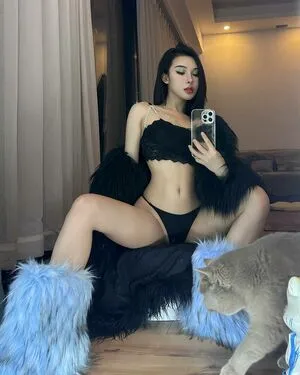 Ivy Ai Lin20 OnlyFans Leaked Free Thumbnail Picture - #vooixulfTC