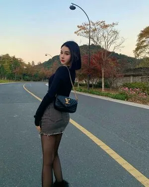 Ivy Ai Lin20 OnlyFans Leaked Free Thumbnail Picture - #xUIxgnRq3N