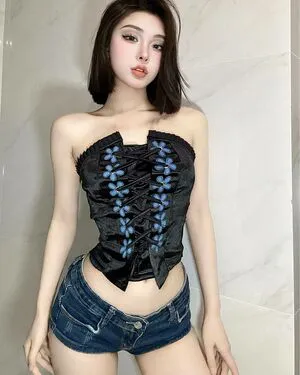 Ivy Ai Lin20 OnlyFans Leaked Free Thumbnail Picture - #yv7LD68Aqd
