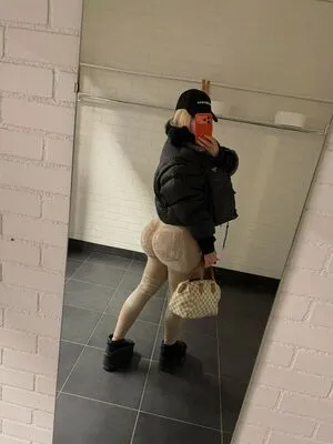 IvySky OnlyFans Leaked Free Thumbnail Picture - #mHcwAK4sBo