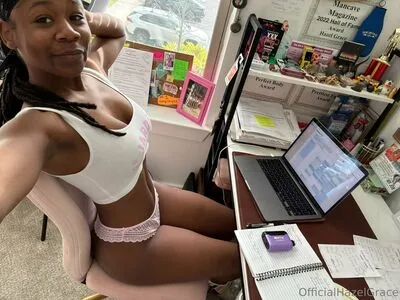 Iwanthazelgrace OnlyFans Leaked Free Thumbnail Picture - #9Y5zYHACWJ