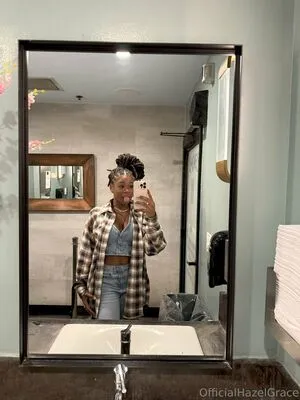 Iwanthazelgrace OnlyFans Leaked Free Thumbnail Picture - #p4Eo3Lg6jn