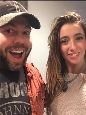 Iwantmylauren OnlyFans Leaked Free Thumbnail Picture - #UNAwC7y5Zm