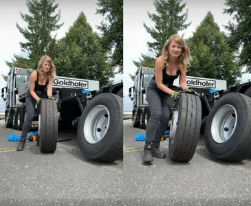 Iwona Blecharczyk OnlyFans Leaked Free Thumbnail Picture - #grRB41MPAB