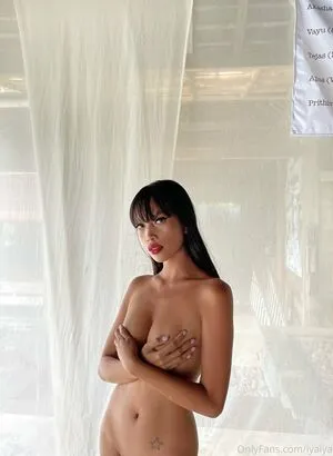Iyamodel OnlyFans Leaked Free Thumbnail Picture - #C7GnhNPT6M