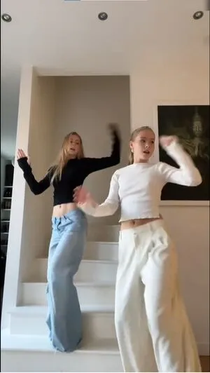 Iza And Elle OnlyFans Leaked Free Thumbnail Picture - #JLo9lAtMcC