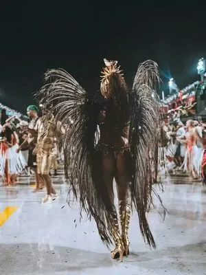 Iza Cantora OnlyFans Leaked Free Thumbnail Picture - #FAucjjil85