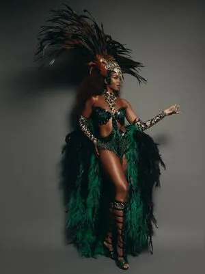 Iza Cantora OnlyFans Leaked Free Thumbnail Picture - #GSyqo2Z8dw