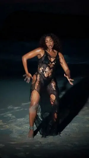 Iza Cantora OnlyFans Leaked Free Thumbnail Picture - #GWYZyLvoeg