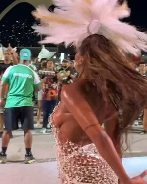 Iza Cantora OnlyFans Leaked Free Thumbnail Picture - #ehonKOoAV4