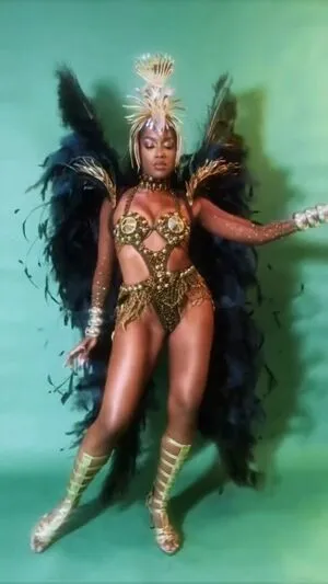 Iza Cantora OnlyFans Leaked Free Thumbnail Picture - #xYstir0acl