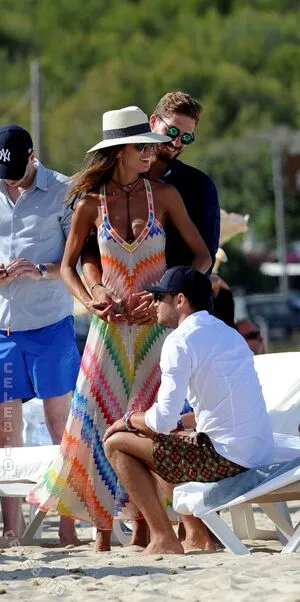 Izabel Goulart OnlyFans Leaked Free Thumbnail Picture - #4sczxKzcrr