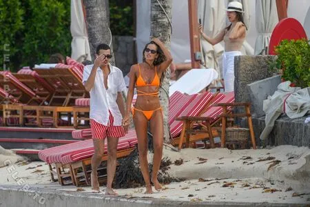 Izabel Goulart OnlyFans Leaked Free Thumbnail Picture - #HITbKBuYJV