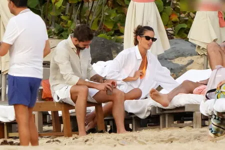 Izabel Goulart OnlyFans Leaked Free Thumbnail Picture - #aXnCzYqPJZ
