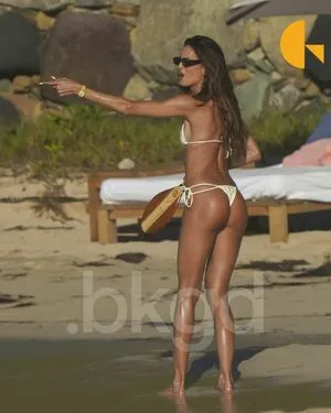 Izabel Goulart OnlyFans Leaked Free Thumbnail Picture - #h8pkd8k5VA