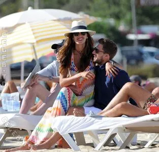 Izabel Goulart OnlyFans Leaked Free Thumbnail Picture - #lmDT7MYDX8