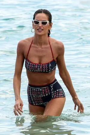 Izabel Goulart OnlyFans Leaked Free Thumbnail Picture - #qPnRQ9GHmM